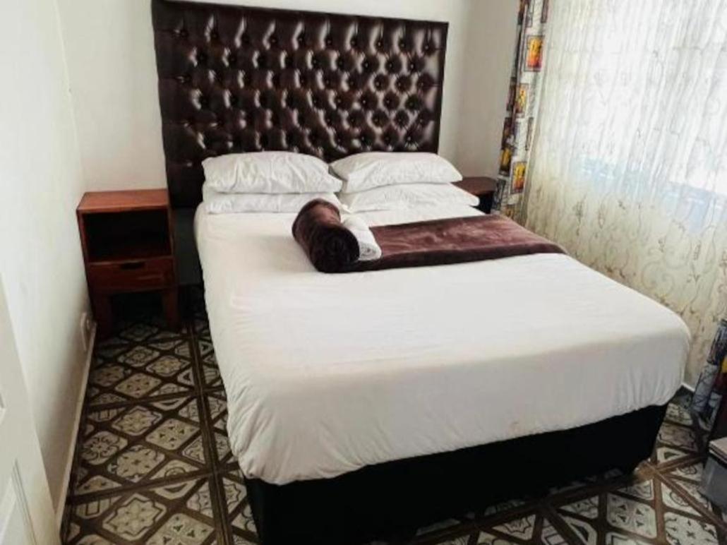 Victoria Guest Lodge เบลวิลล์ ห้อง รูปภาพ